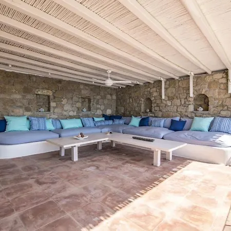 빌라 Ostraco, Beachfront House 50m From The *