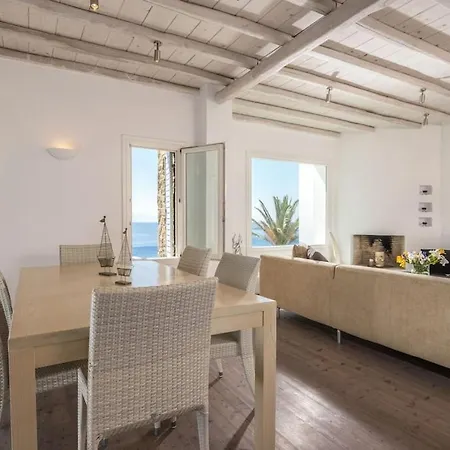 Ostraco, Beachfront House 50m From The 빌라 칼라파티스